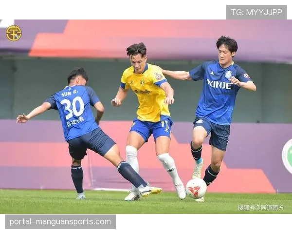 战报：里尔3-1逆转朗斯赢下北方德比，戴维独中两元