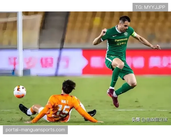 浙江队主场迎战重庆铜梁龙，卫冕冠军面临新军挑战